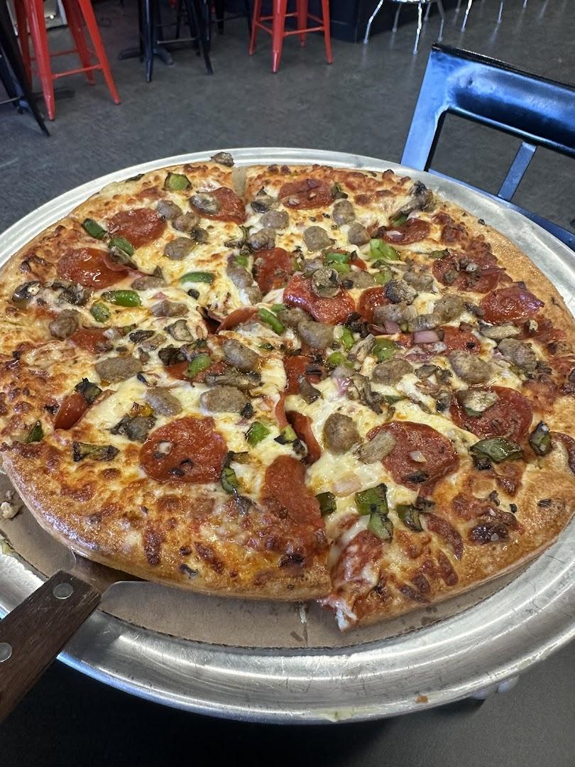 TNT Pizza and Wings